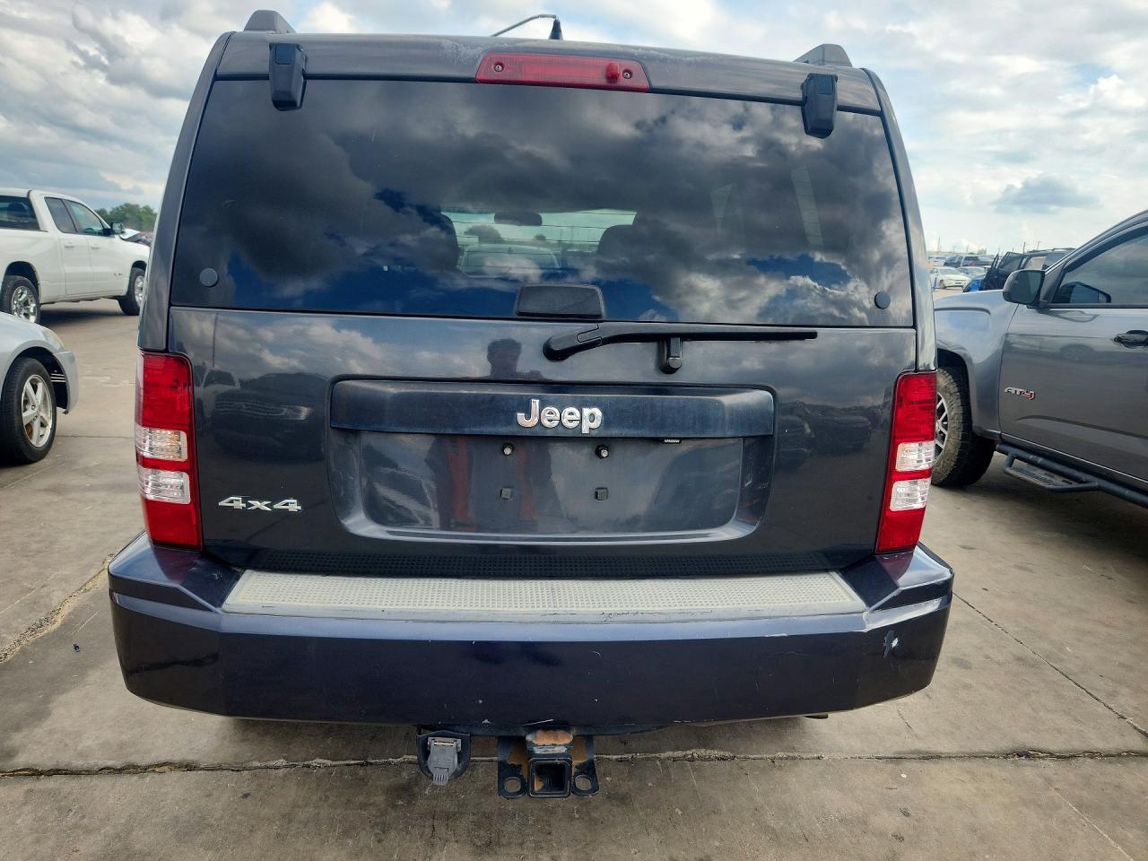 2011 Jeep Liberty Sport - Фото 6