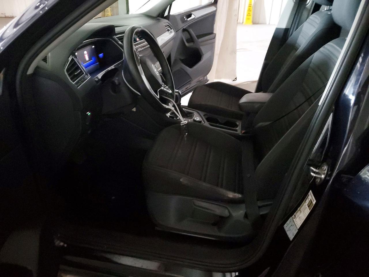 2022 Volkswagen Tiguan S - Фото 7