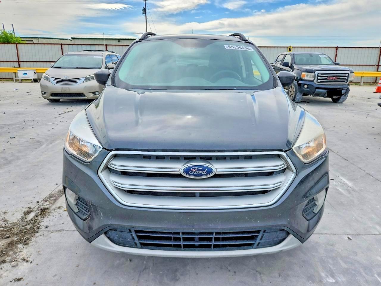 2018 Ford Escape Se - Фото 5