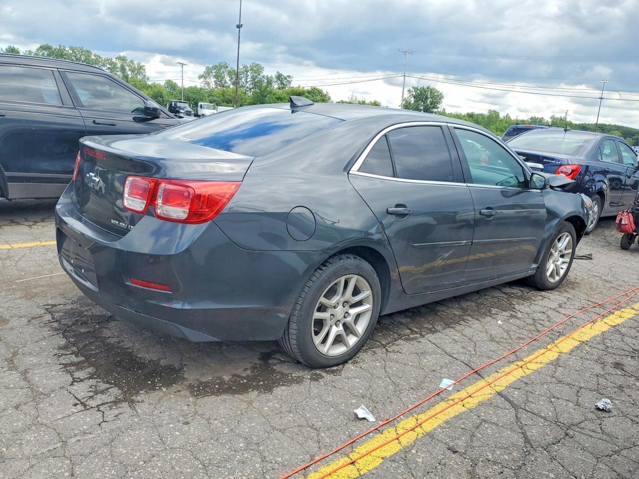 2016 Chevrolet Malibu Limited Lt - Image 3
