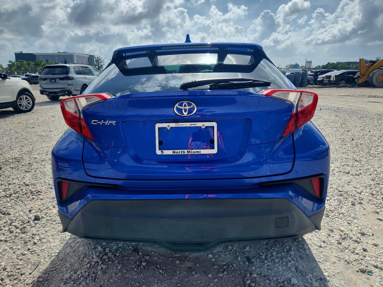 2021 Toyota C-Hr Xle - Фото 6