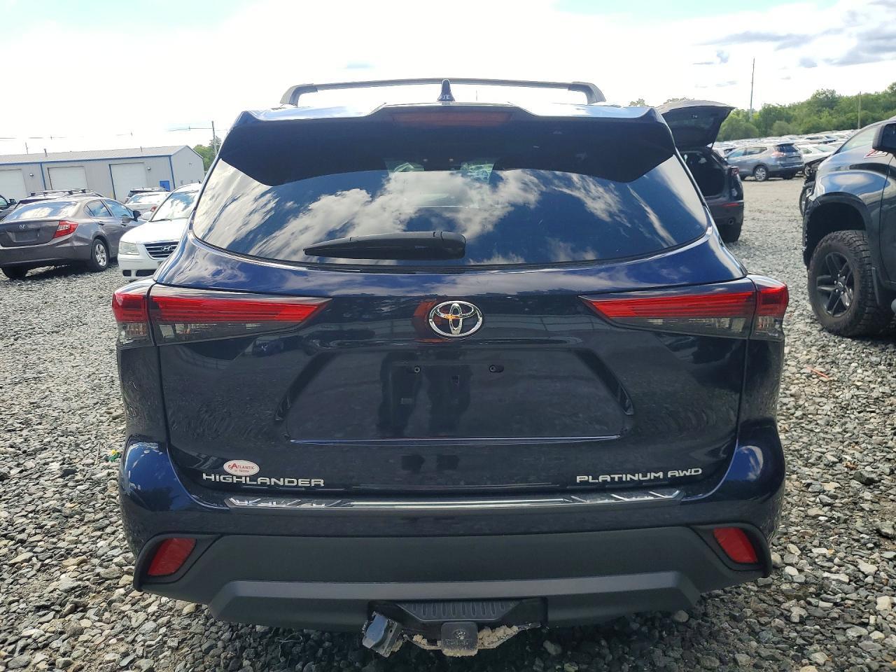 2020 Toyota Highlander Platinum - Фото 6