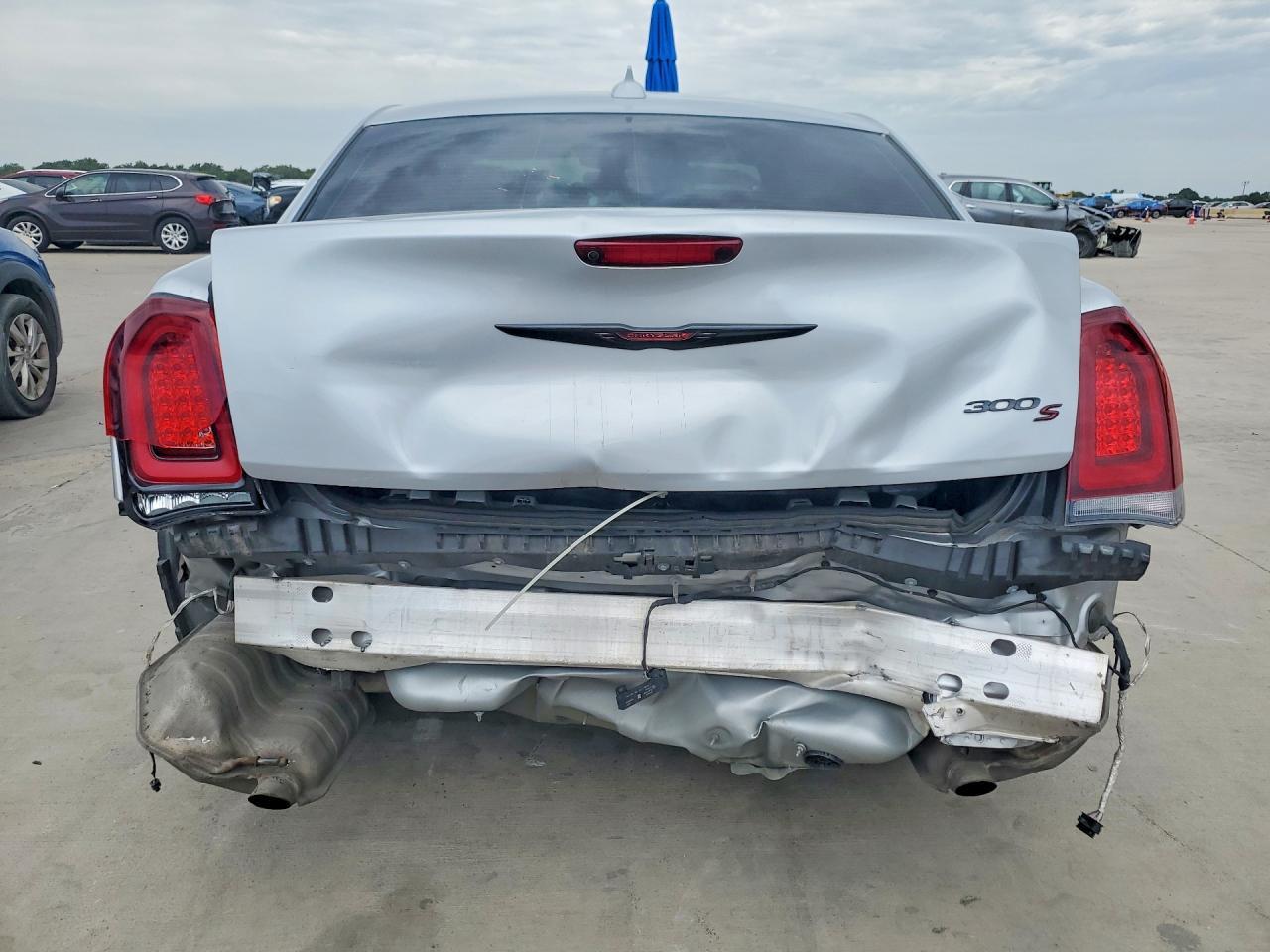 2023 Chrysler 300 S - Фото 6