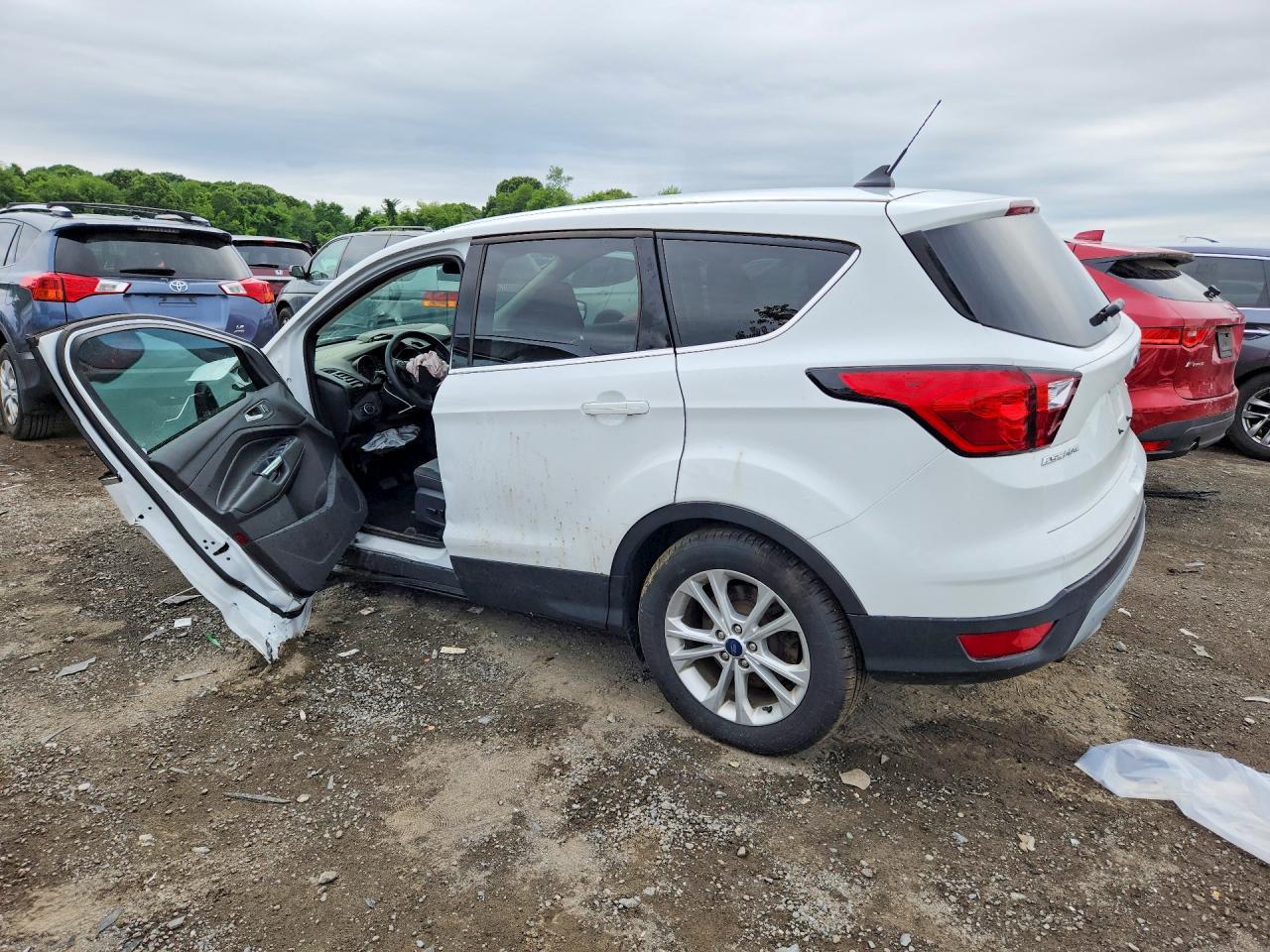 2019 Ford Escape Se - Image 2