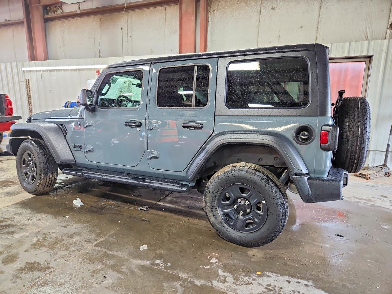 2026 Jeep Wrangler Sport - Фото 2