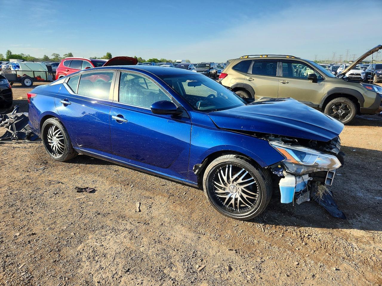 2019 Nissan Altima S - Фото 4