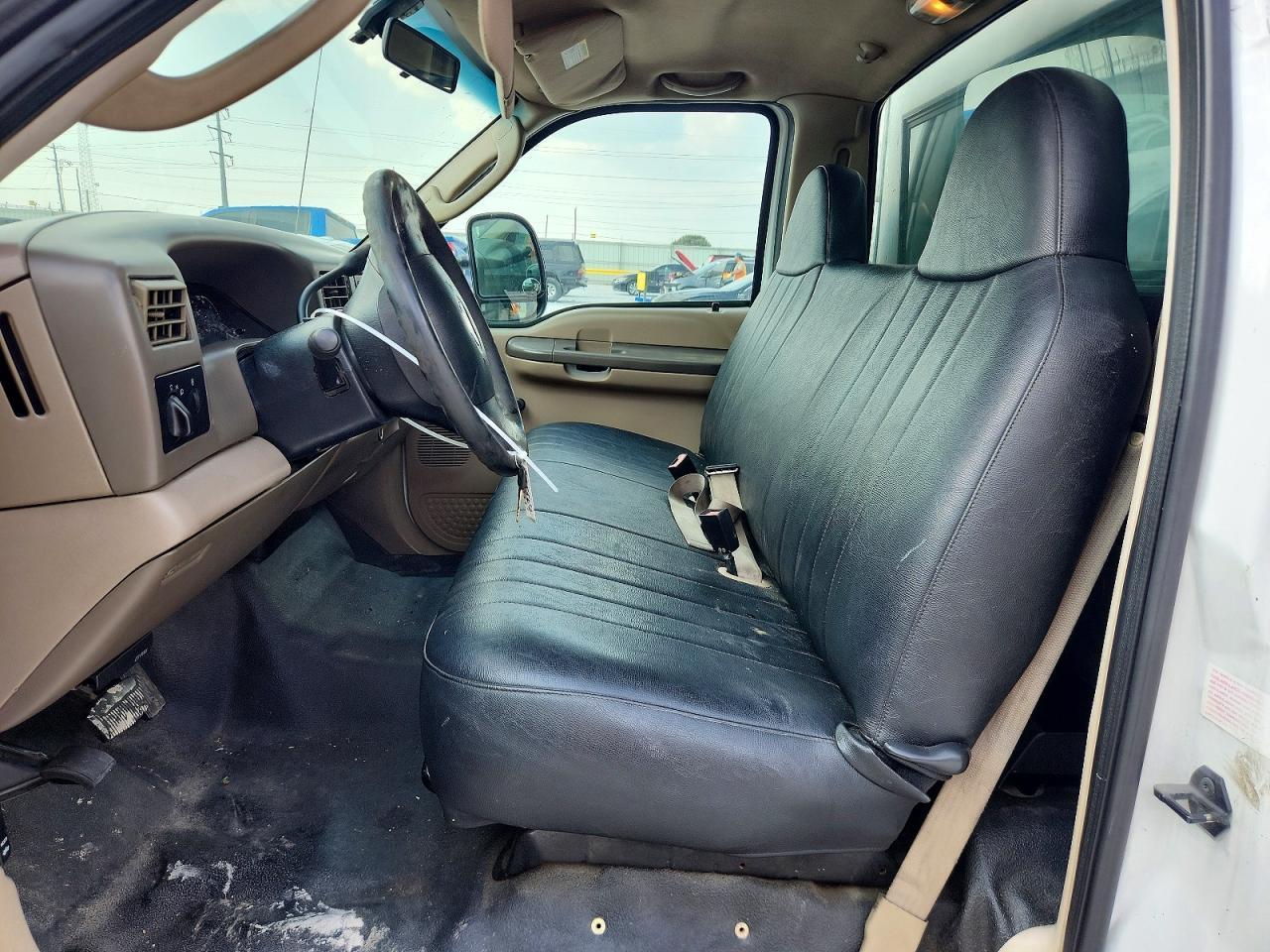 2003 Ford F250 Super Duty - Image 7