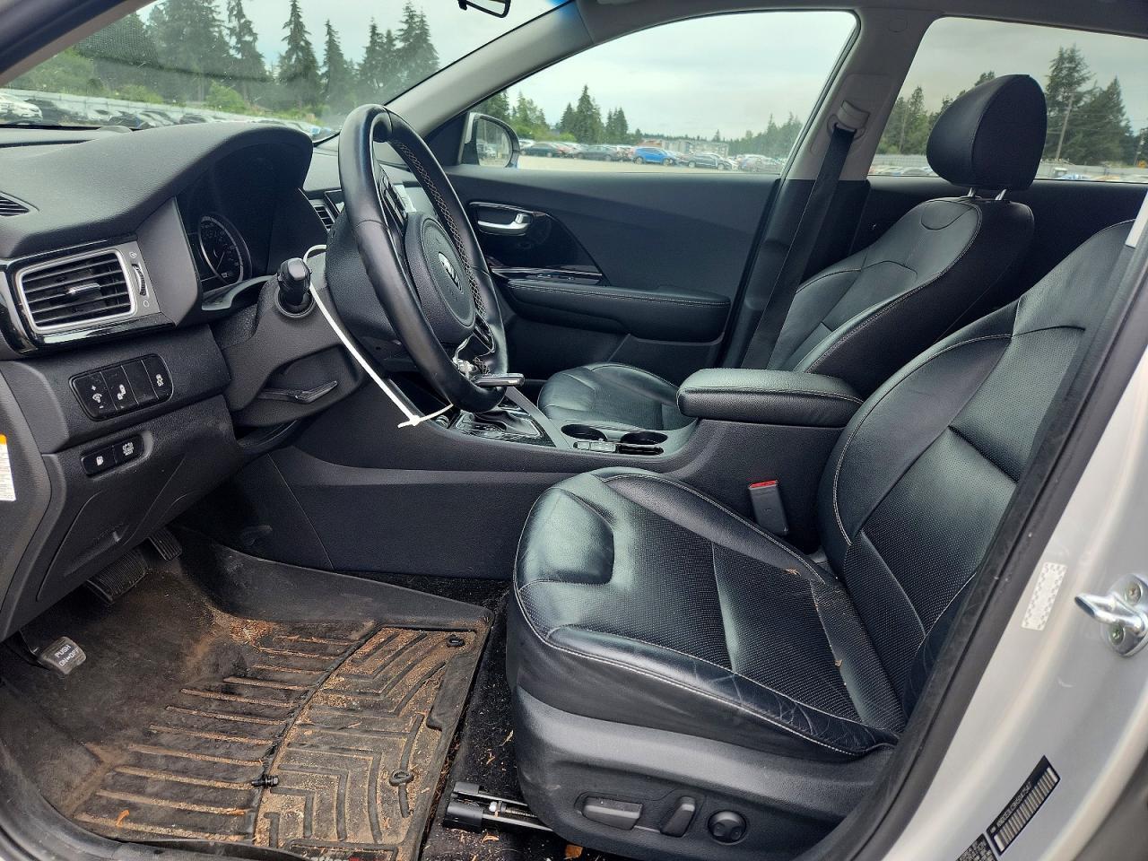 2017 Kia Niro Ex Touring - Image 7