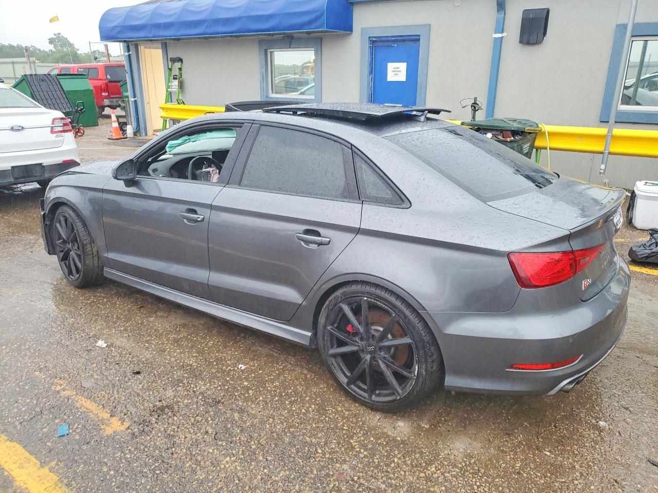 2016 Audi S3 Premium Plus - Фото 2