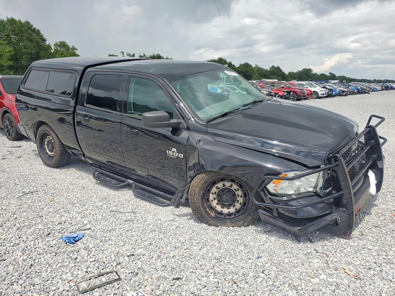 2020 Ram 1500 Classic Slt - Image 4