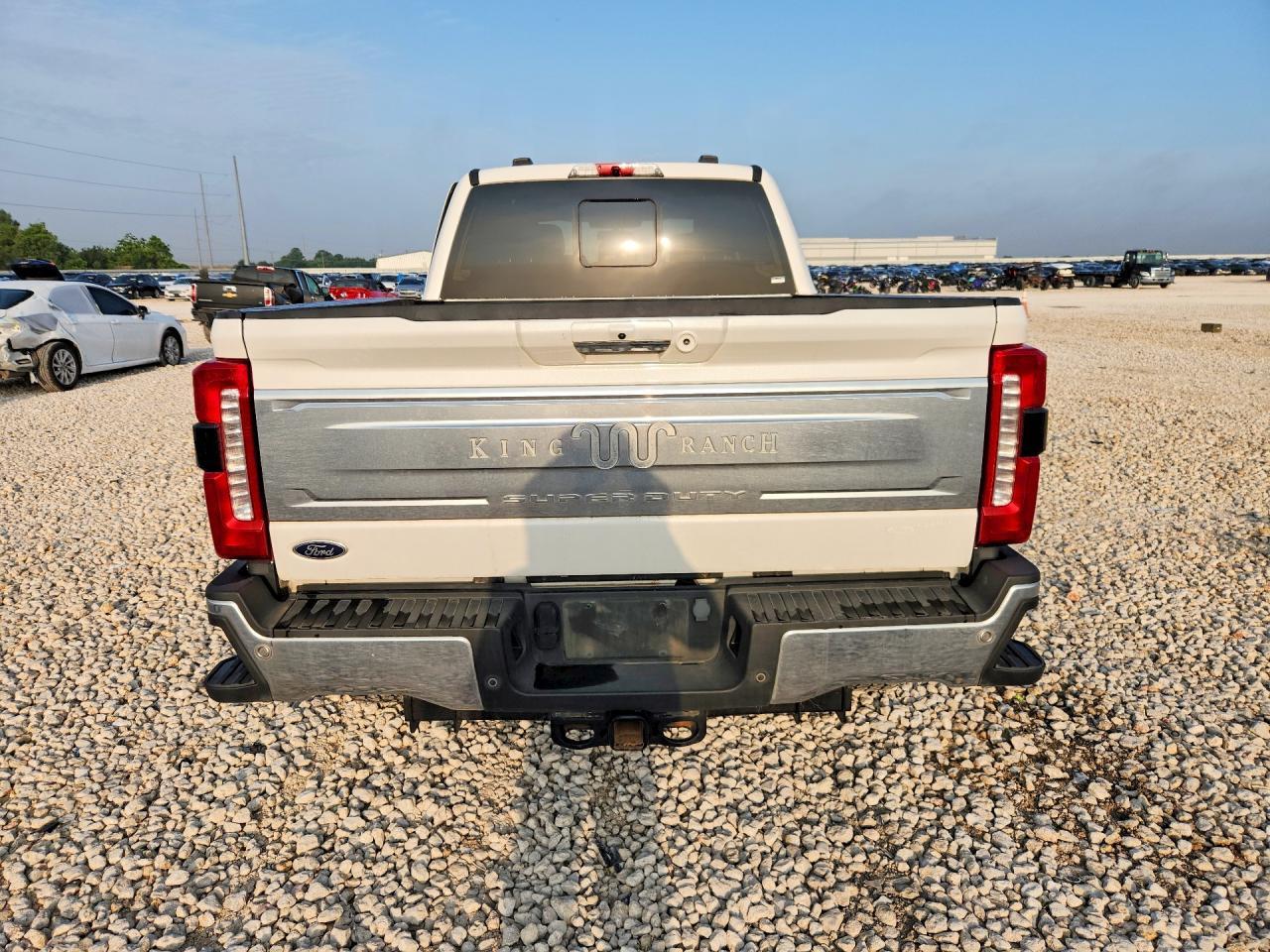 2024 Ford F250 Super Duty - Image 6