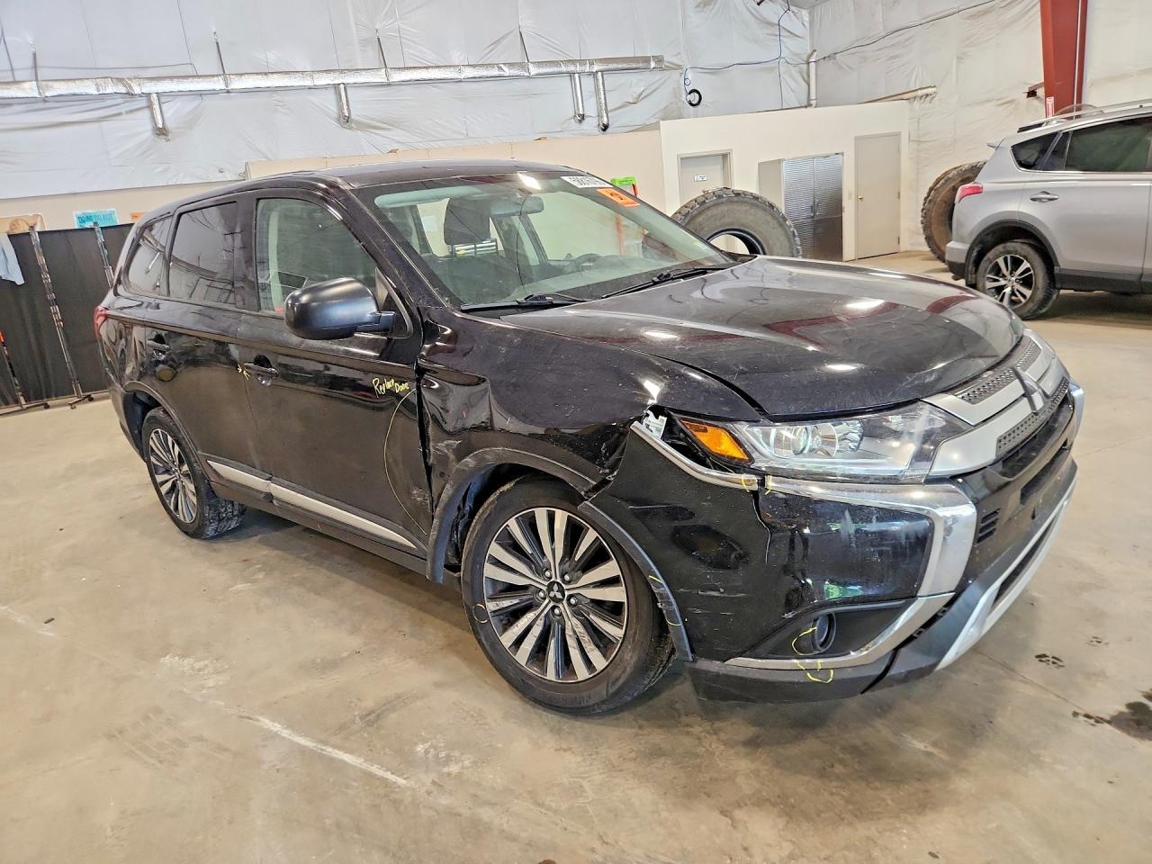 2020 Mitsubishi Outlander Se - Фото 4