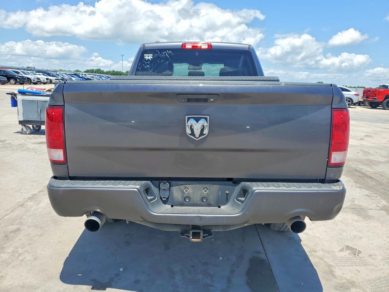 2017 Ram 1500 St - Фото 6