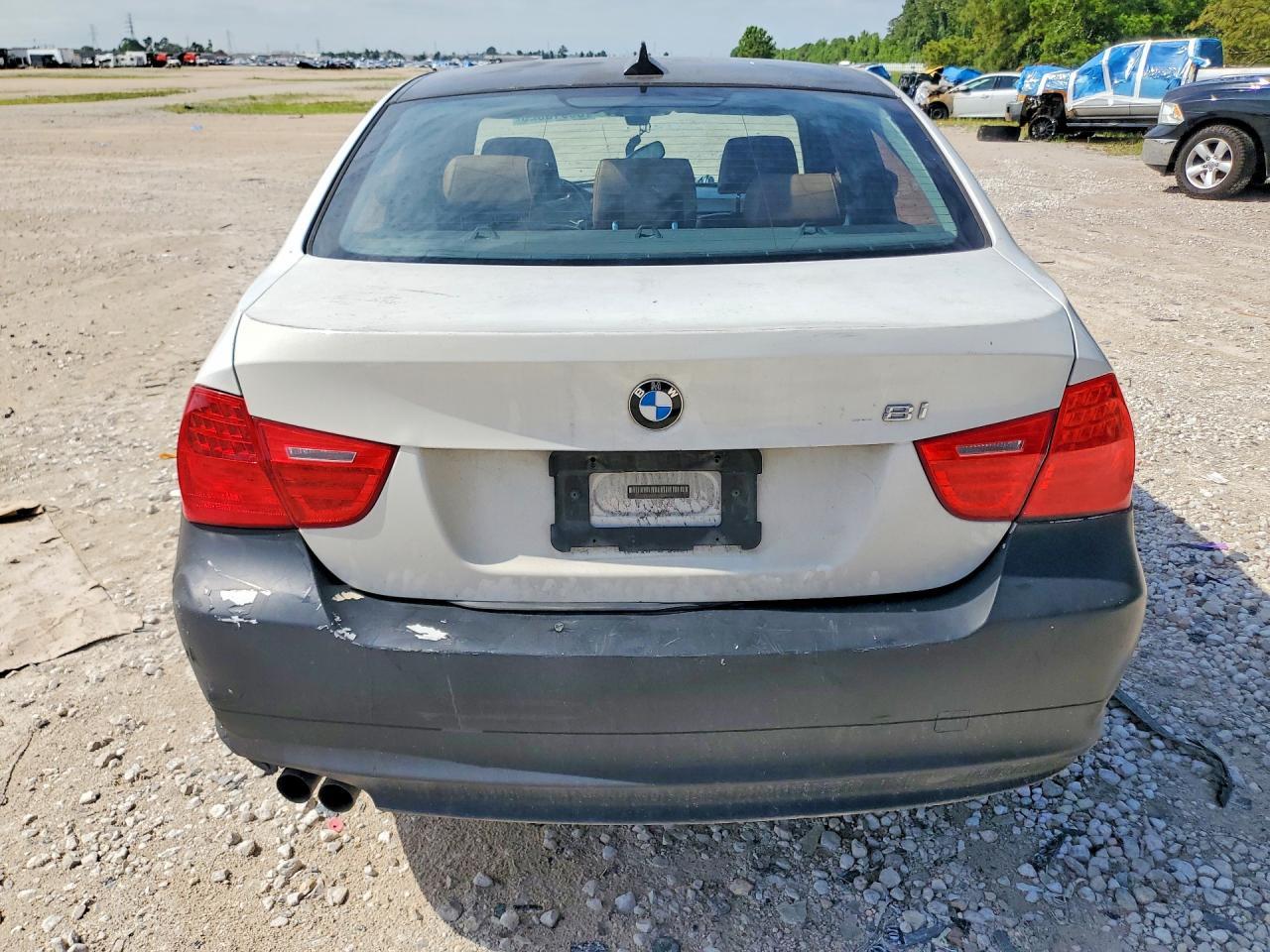 2011 BMW 328 - Фото 6