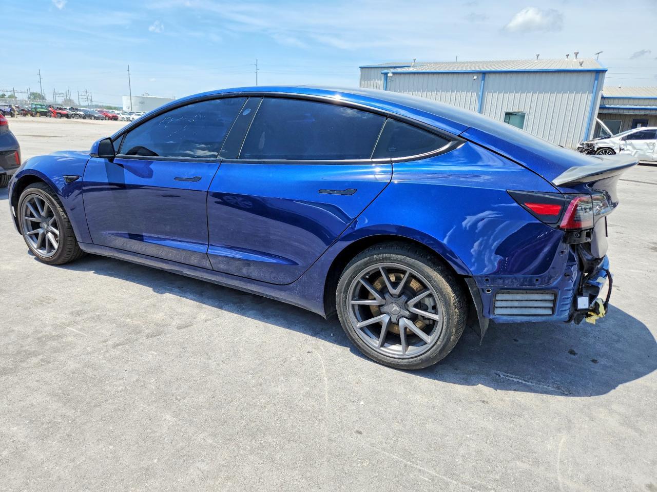 2022 Tesla Model 3 - Image 2