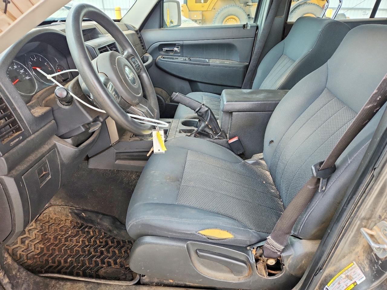2012 Jeep Liberty Sport - Image 7