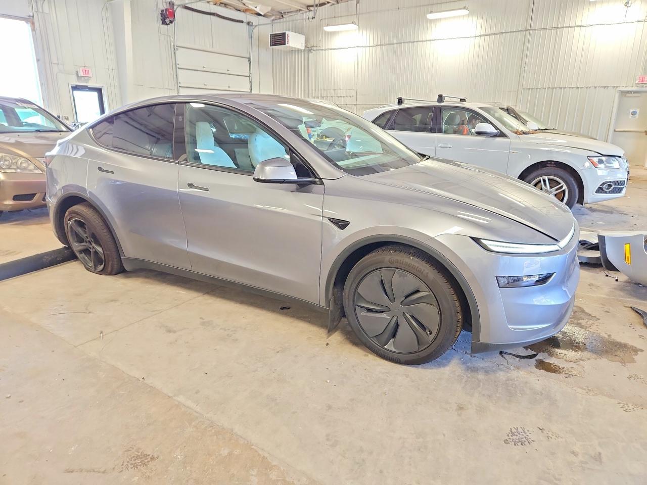 2026 Tesla Model Y - Image 4