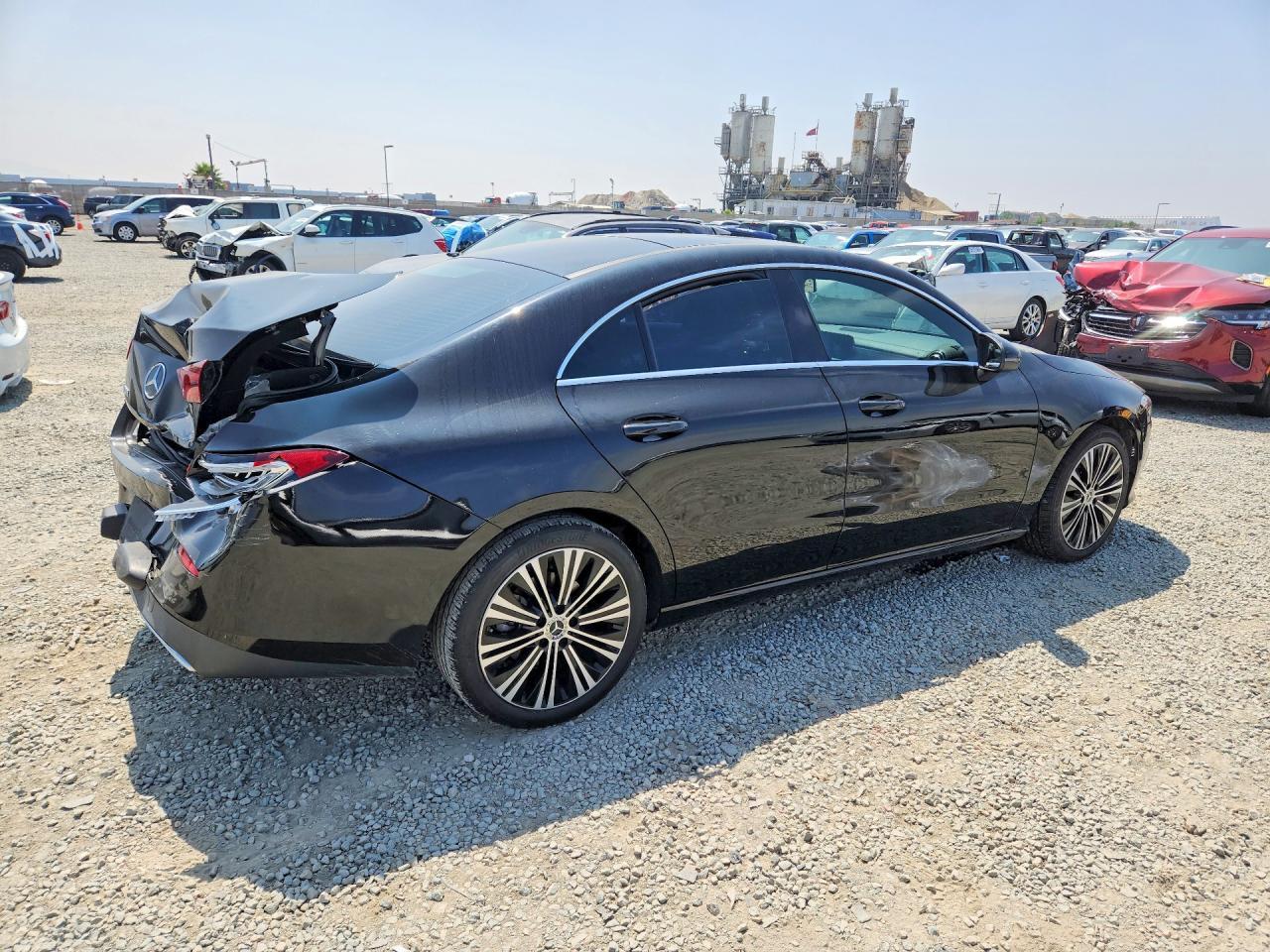 2021 Mercedes-Benz Cla 250 - Фото 3