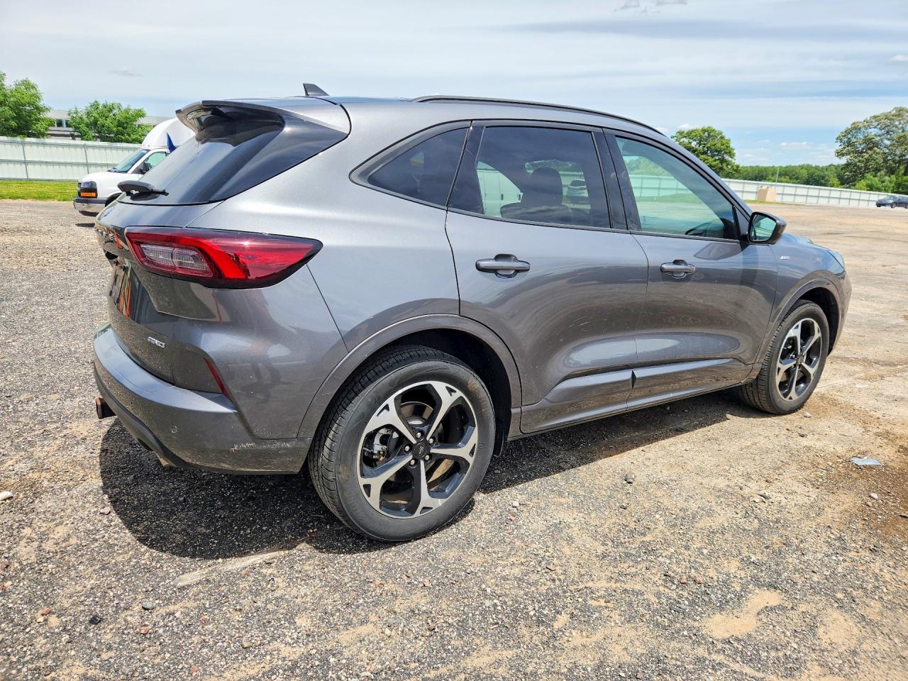 2024 Ford Escape St Line Select - Фото 3