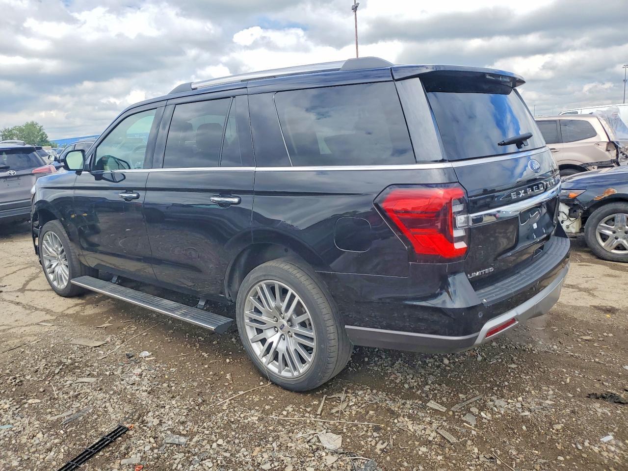 2023 Ford Expedition Limited - Фото 2