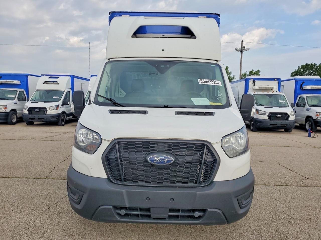2023 Ford Transit Delivery Truck - Image 5