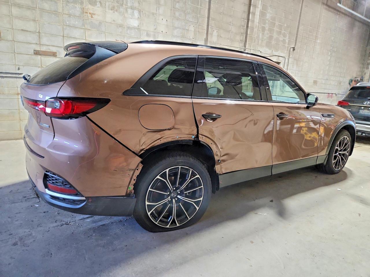 2025 Mazda Cx-70 Premium - Image 3