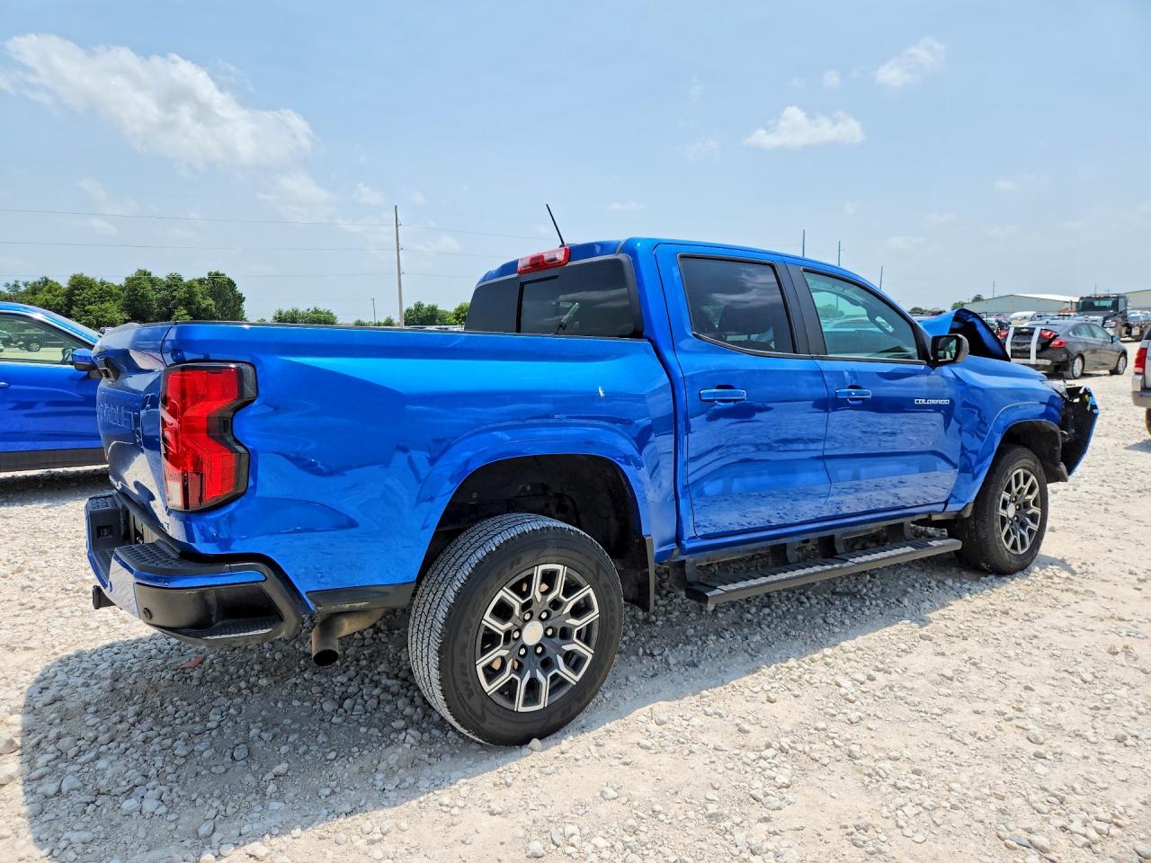 2023 Chevrolet Colorado Lt - Фото 3