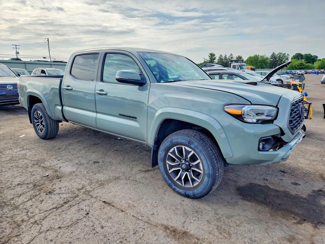 2023 Toyota Tacoma - Image 4