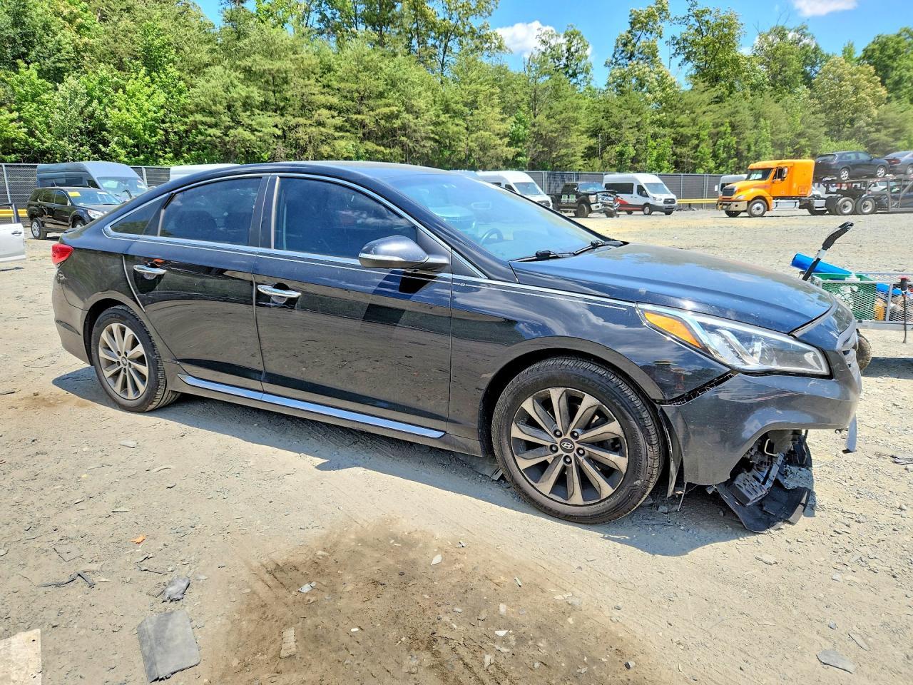 2017 Hyundai Sonata Sport - Image 4