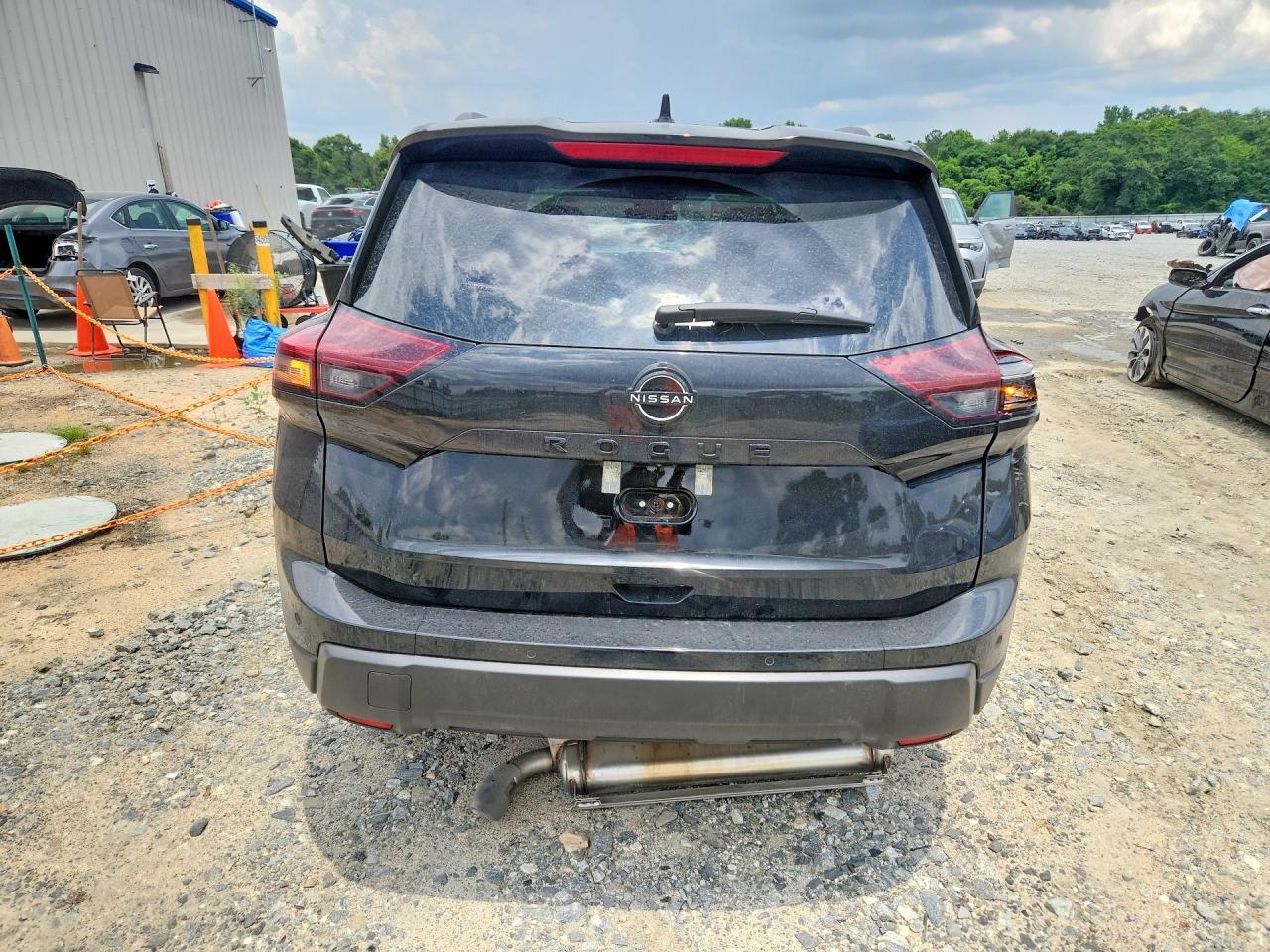 2026 Nissan Rogue Dark Armor - Фото 6