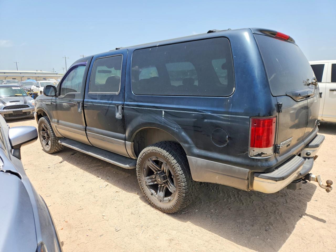 2004 Ford Excursion Xlt - Фото 2
