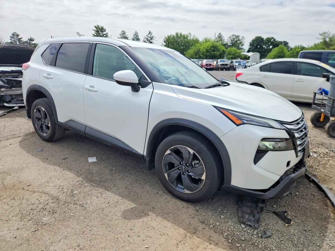 2025 Nissan Rogue Sv - Фото 4