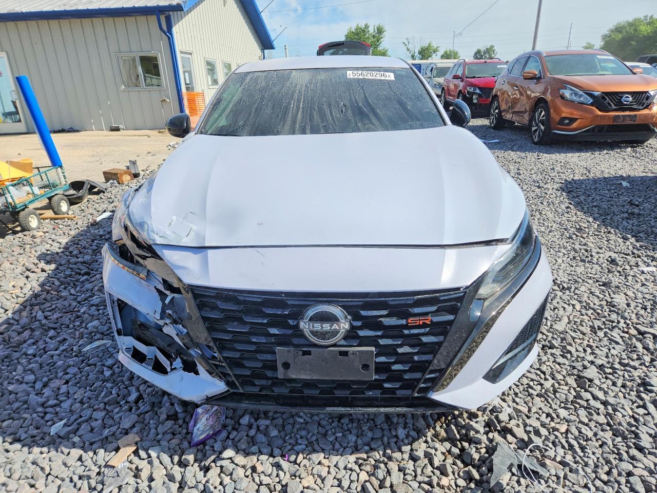 2024 Nissan Altima Sr - Фото 5