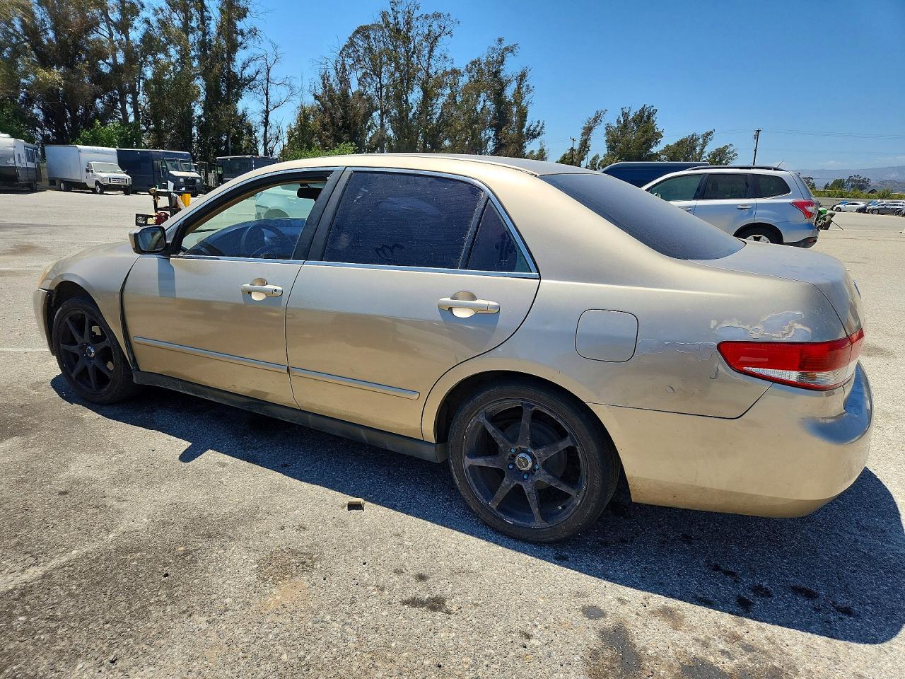 2004 Honda Accord Lx - Фото 2
