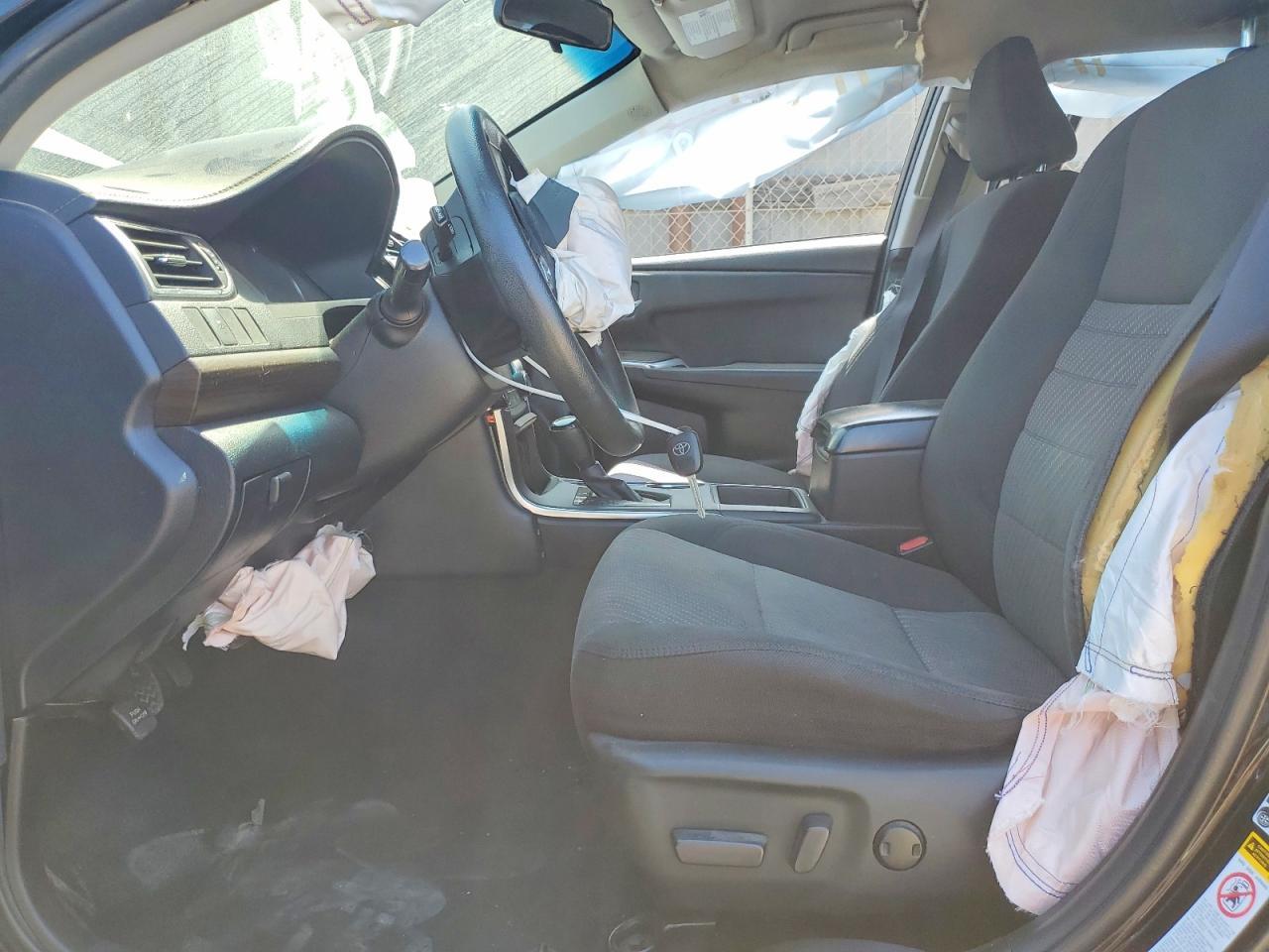 2016 Toyota Camry Le - Фото 7