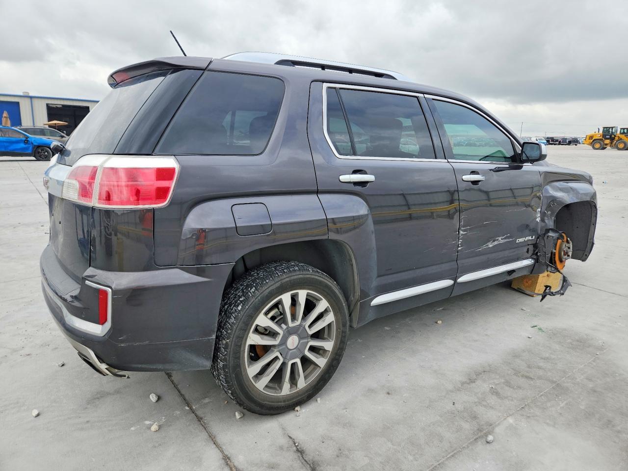 2016 GMC Terrain Denali - Фото 3