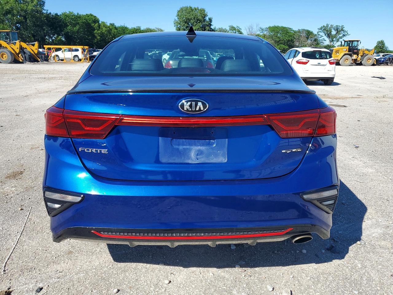 2020 Kia Forte Gt Line - Фото 6