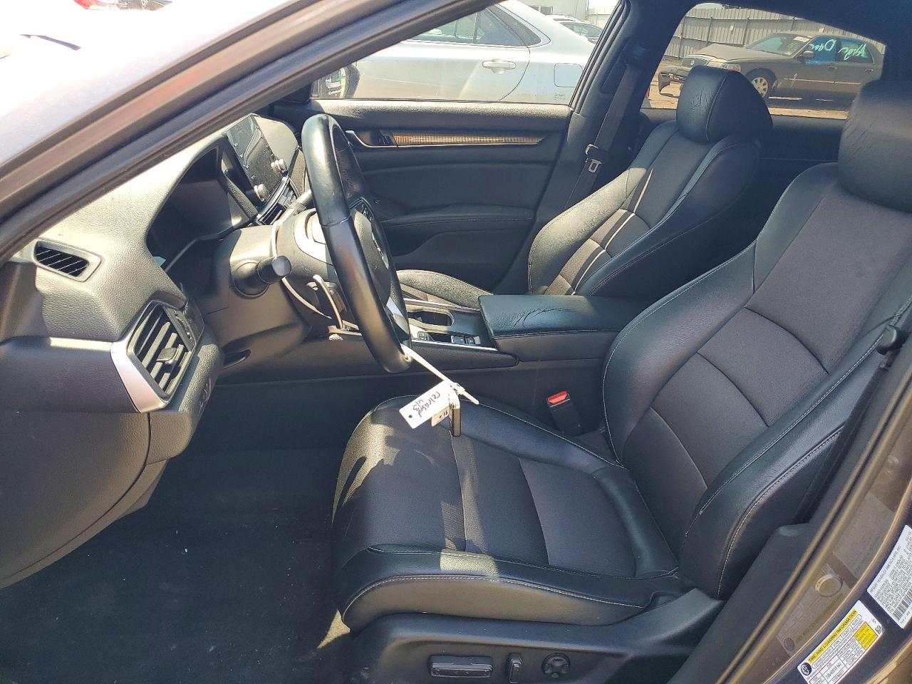 2018 Honda Accord Sport - Image 7