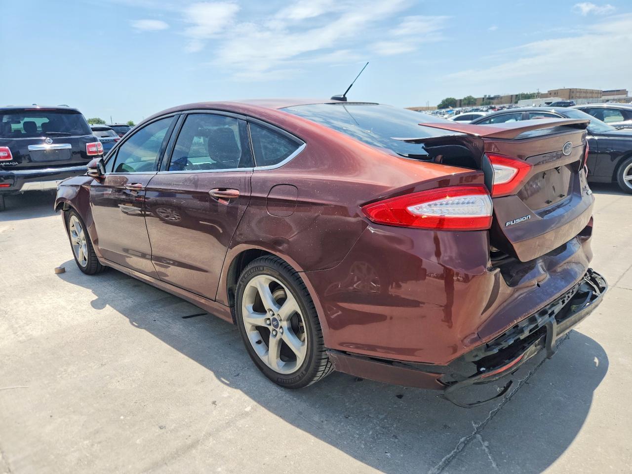 2015 Ford Fusion Se - Image 2
