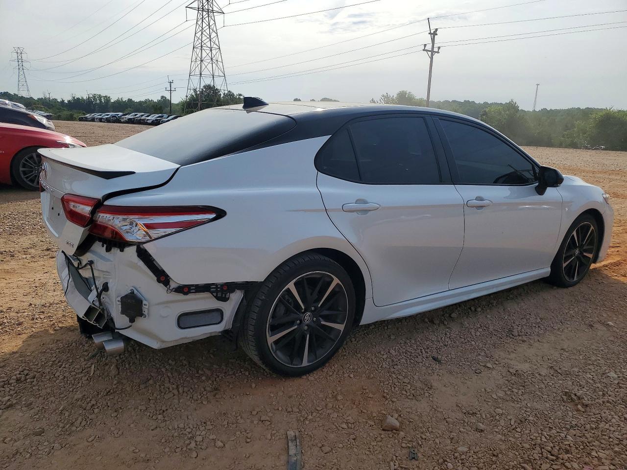 2020 Toyota Camry Xse - Image 3