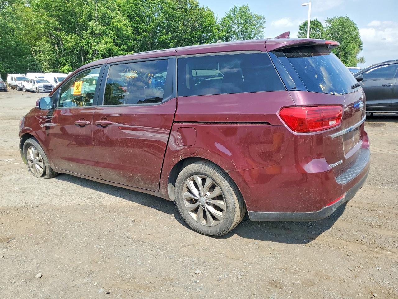 2020 Kia Sedona Lx - Фото 2