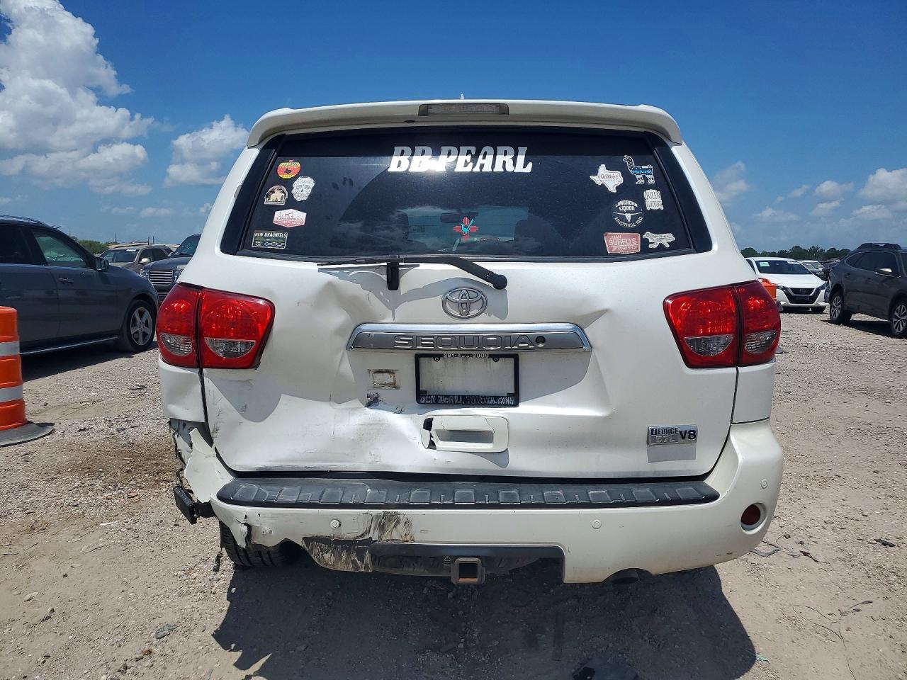 2017 Toyota Sequoia Platinum - Фото 6