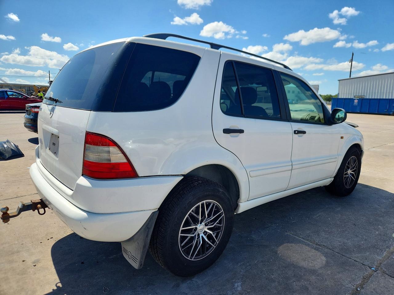 2000 Mercedes-Benz Ml 320 - Фото 3