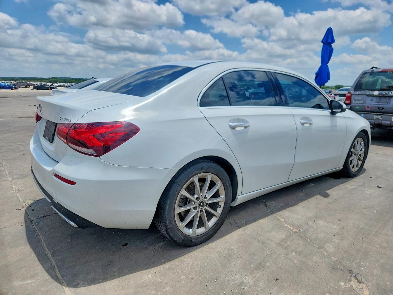 2020 Mercedes-Benz A 220 - Image 3