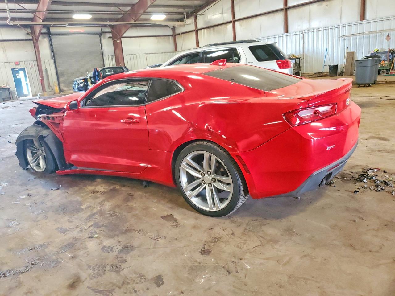 2017 Chevrolet Camaro Lt - Image 2
