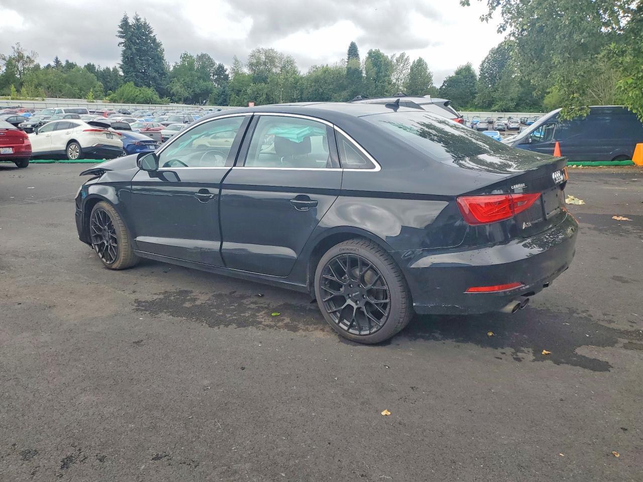 2015 Audi A3 Premium Plus - Фото 2