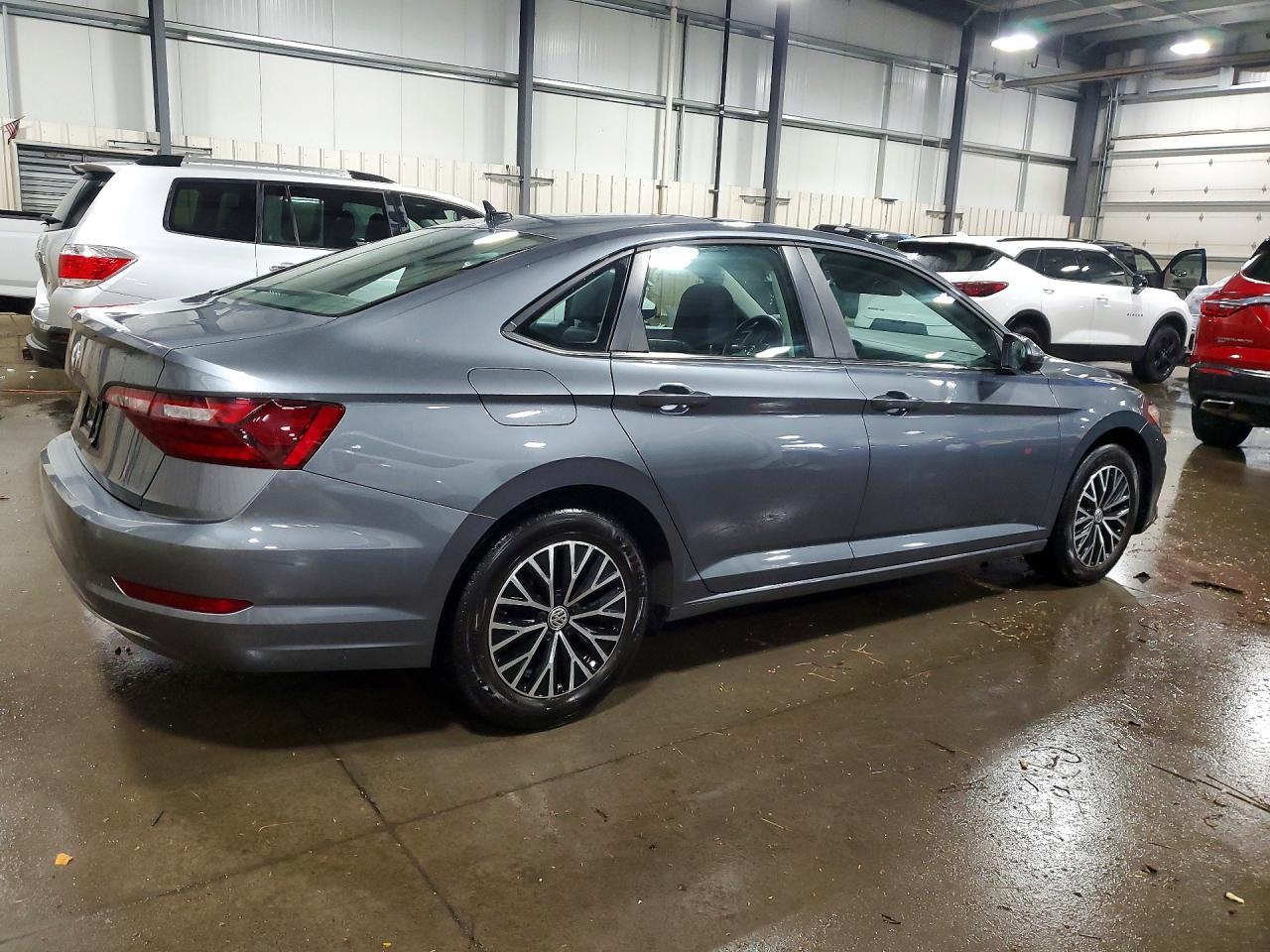 2021 Volkswagen Jetta S - Фото 3