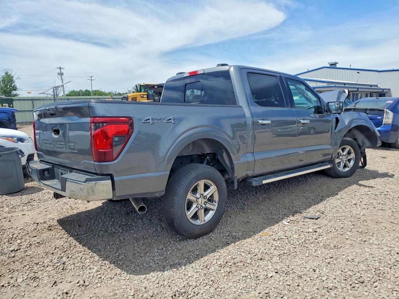 2024 Ford F150 Xlt - Фото 3