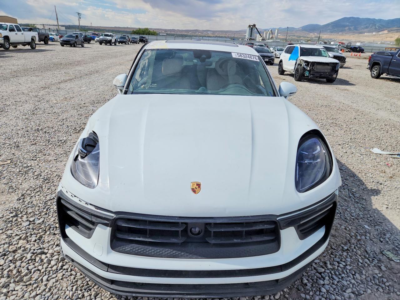 2023 Porsche Macan Base - Image 5