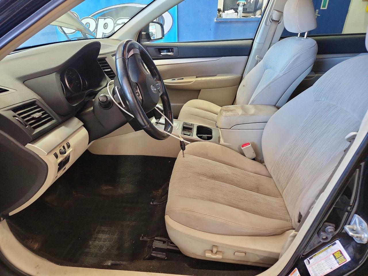 2013 Subaru Outback 2.5I Premium - Image 7